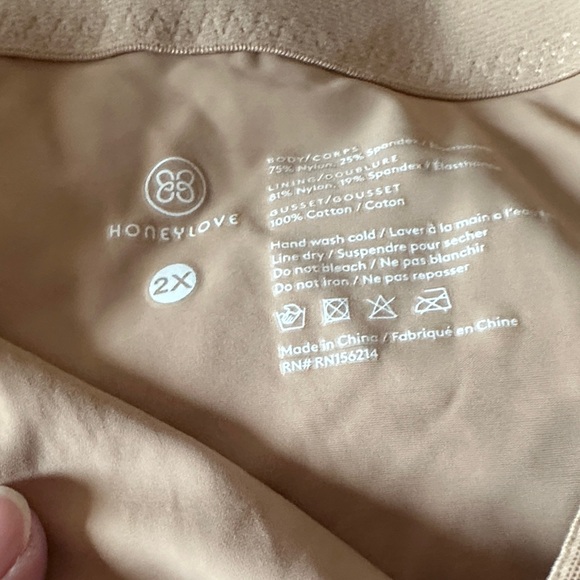 Honeylove High-Waisted Shapewear Shorts in Nude - Picture 4 of 4